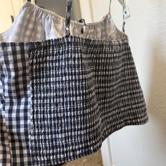 Abercrombie tank - Picture 3 of 3